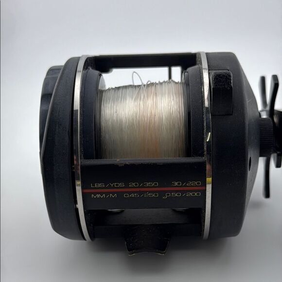 Ambassadeur Ultra Mag XL III Fishing Reel - Picture 6 of 6